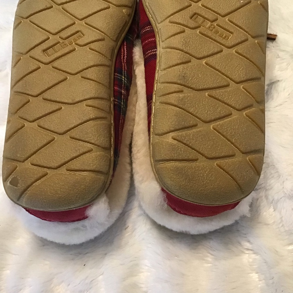 L.L.Bean Wicked Good Moccasin Slippers. Red Plaid, Shearling Lined Women’s Sz 7. - Picture 11 of 11